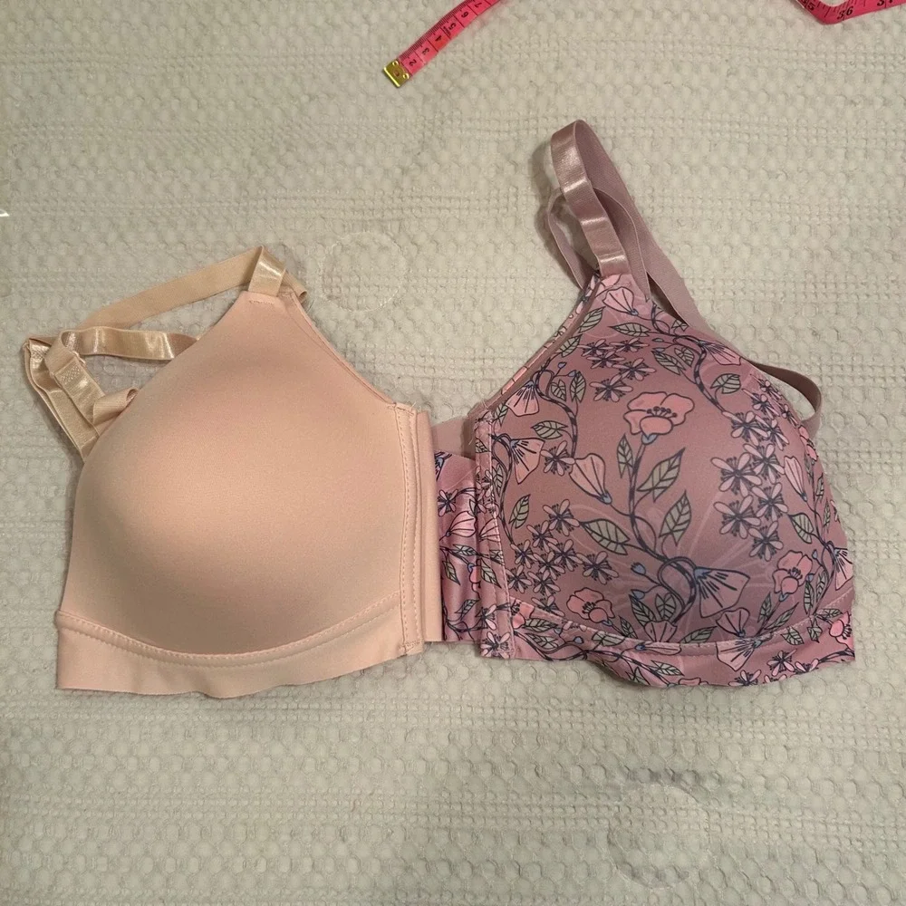 YMI Intimates‎ 42D Floral Wireless Comfort Bra 2 Lot Women's Feminine Girly Set
